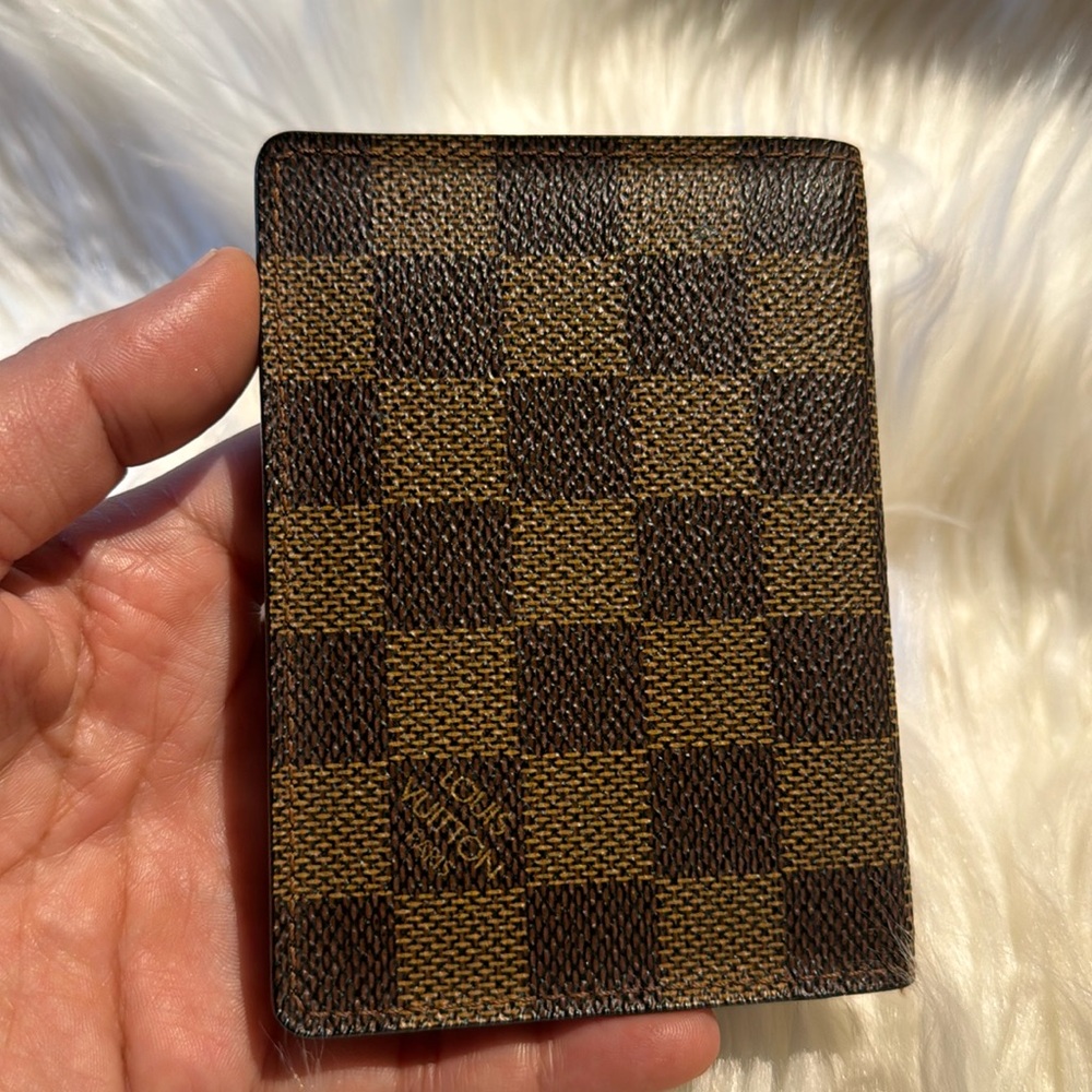 SOLD🎉🎉🎉LOUIS VUITTON Damier Ebene Porte 2 Cartes Vertical Card Holder - Picture 16 of 17